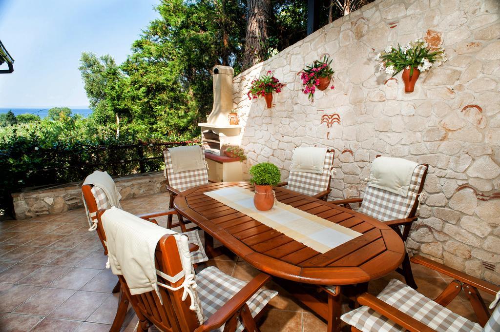 Villa Pefkohori Exterior photo